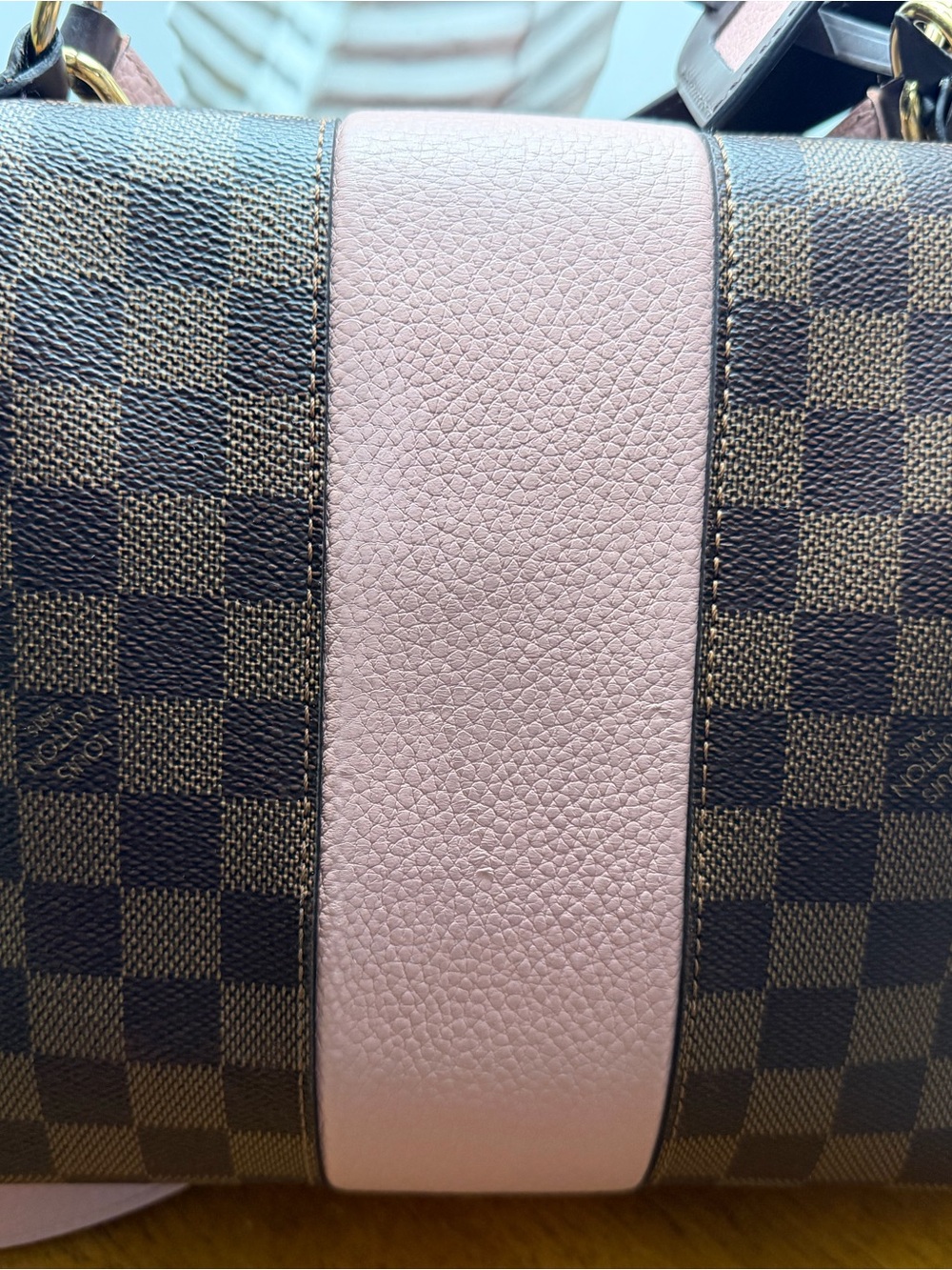 Louis Vuitton Damier Bond Street Bag with Pink Leather Accent - Picture 4 of 16